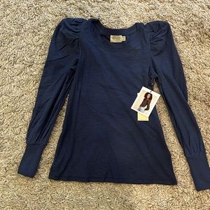 Nation Ltd. Puff shoulder top size XS